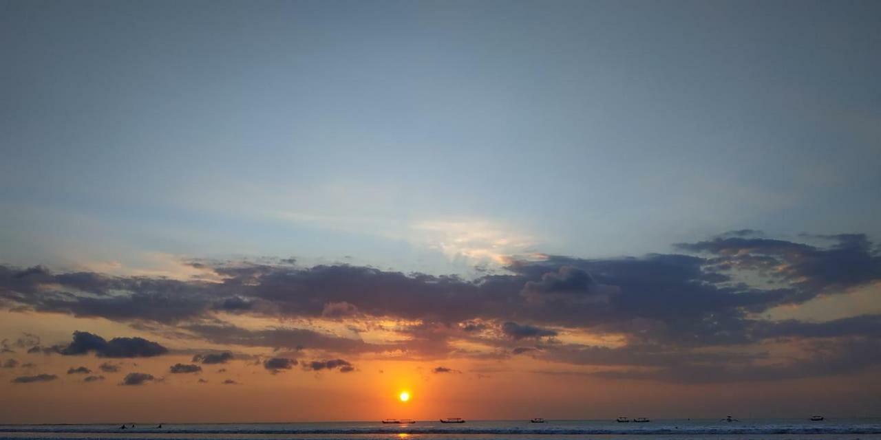 Rumah Kayu Bali Kuta Lombok Exterior foto
